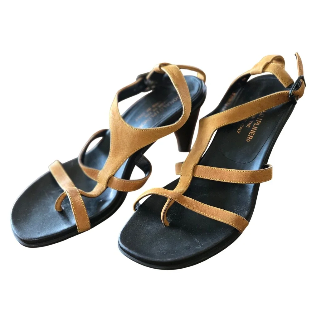Donald J Pliner Temira Golden Tan Leather Strappy Toe Loop Kitten Heel Sandals 7